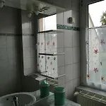 2 萨斯尼茨